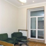 1-room Kiev apartment #006 4