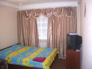 1-room Kiev apartment #054