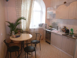 1-room Kiev apartment #003